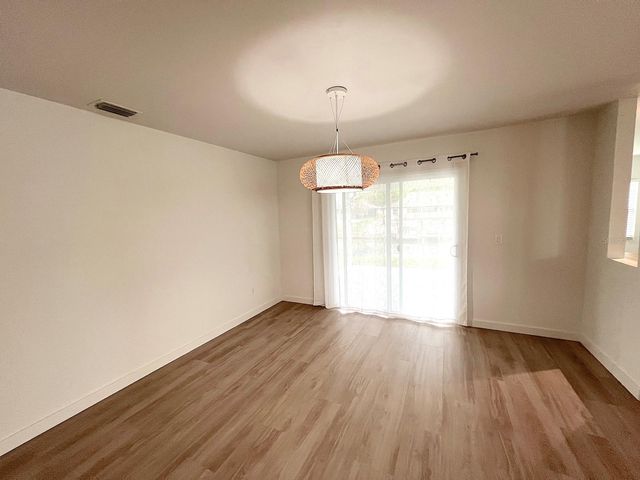 19 CEDARFIELD COURT, Palm Coast, FL 32137