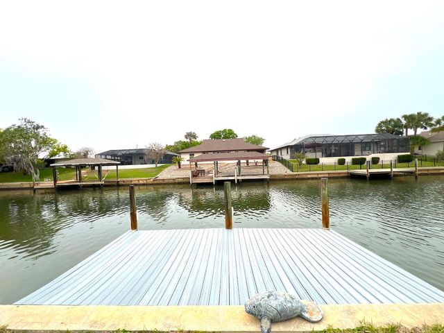 19 CEDARFIELD COURT, Palm Coast, FL 32137