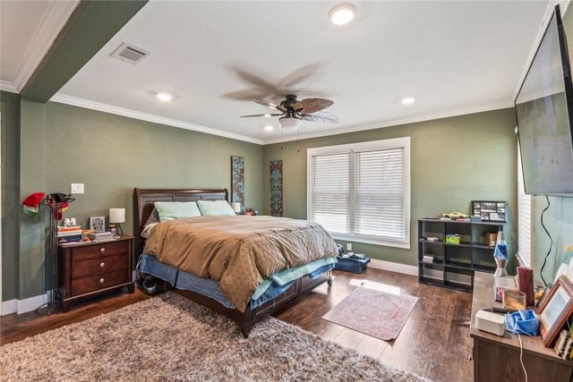 400 W Cayuga Drive, Athens, TX 75751