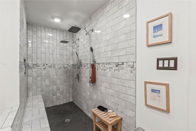 400 W Cayuga Drive, Athens, TX 75751