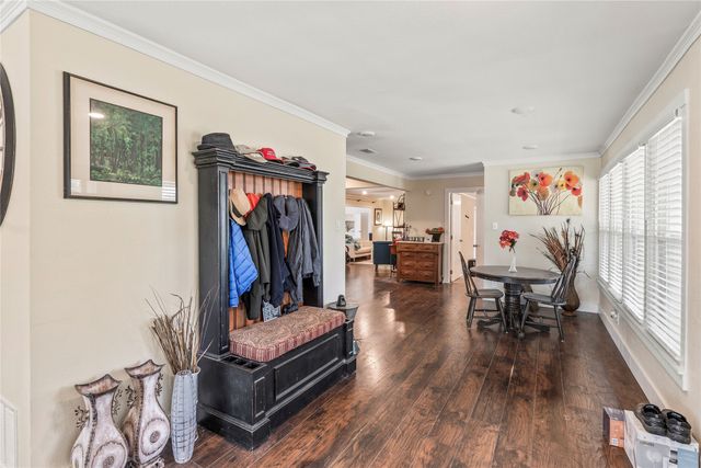 400 W Cayuga Drive, Athens, TX 75751