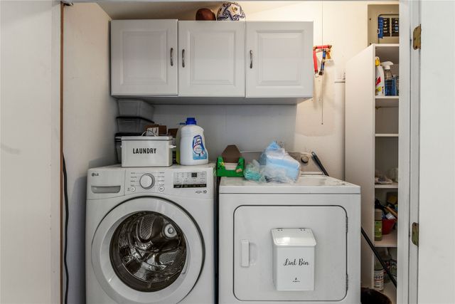 400 W Cayuga Drive, Athens, TX 75751