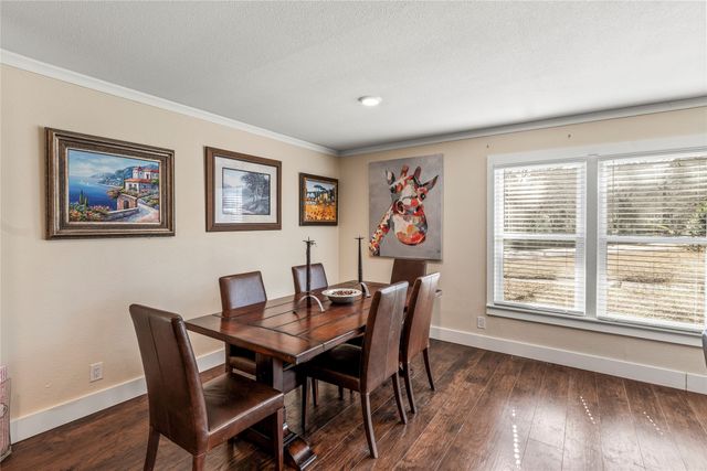 400 W Cayuga Drive, Athens, TX 75751