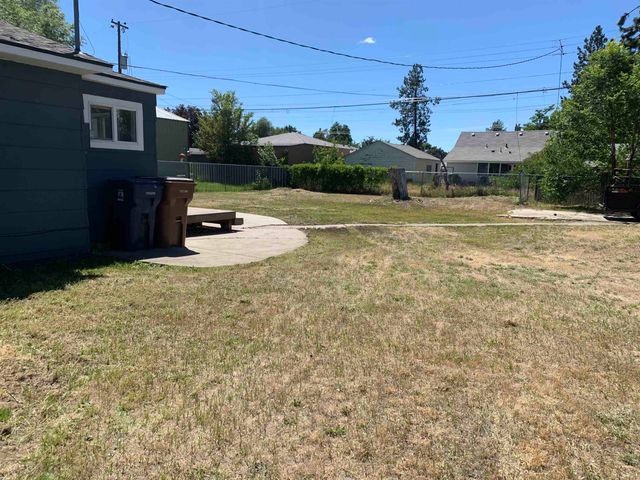 6015 N Monroe St, Spokane, WA 99205