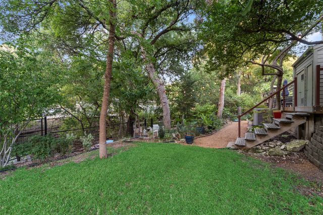 3237 Sharpview Circle, Dallas, TX 75228
