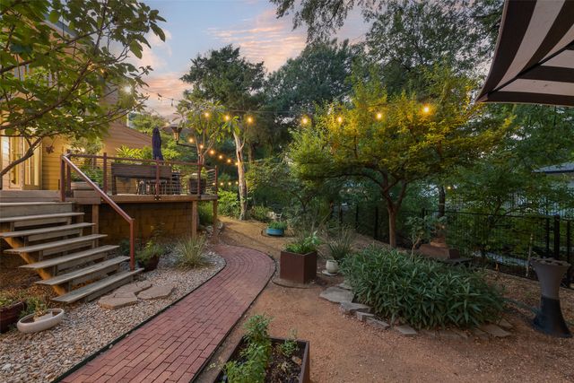 3237 Sharpview Circle, Dallas, TX 75228