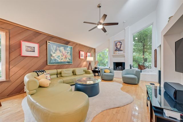 3237 Sharpview Circle, Dallas, TX 75228
