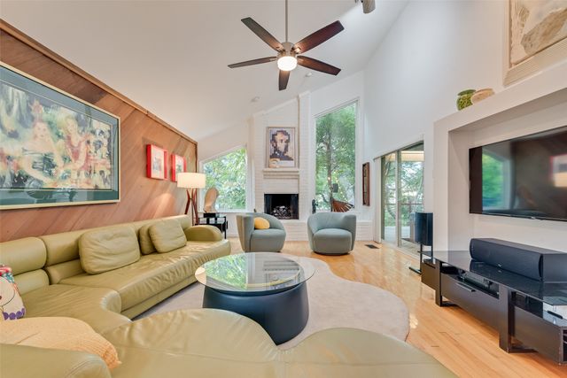 3237 Sharpview Circle, Dallas, TX 75228