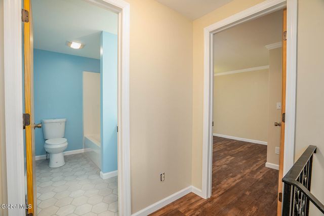 2 Queen Ann Court, Queensbury, NY 12804