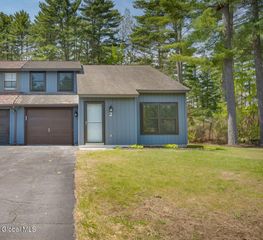 2 Queen Ann Court, Queensbury, NY 12804