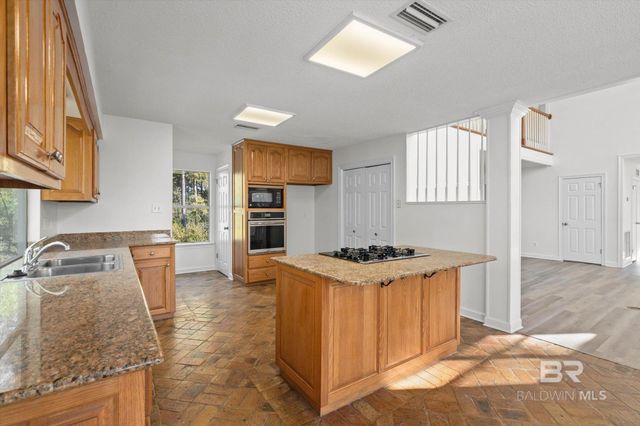 3847 Riviere Du Chien, Mobile, AL 36693