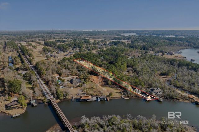 3847 Riviere Du Chien, Mobile, AL 36693