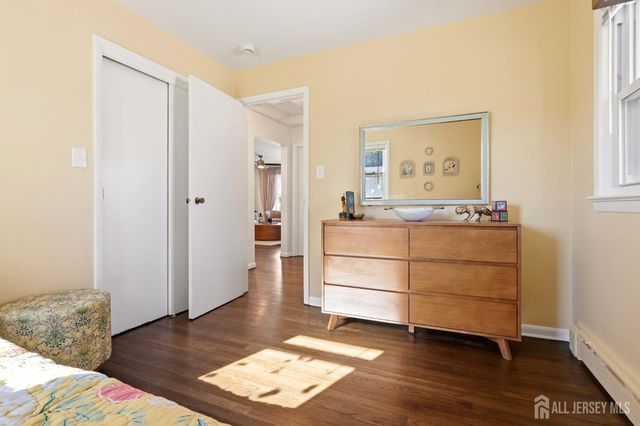 152 Remsen Avenue, Avenel, NJ 07001
