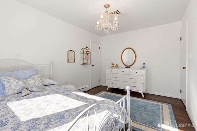 152 Remsen Avenue, Avenel, NJ 07001