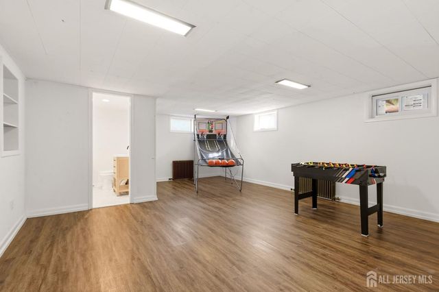 152 Remsen Avenue, Avenel, NJ 07001