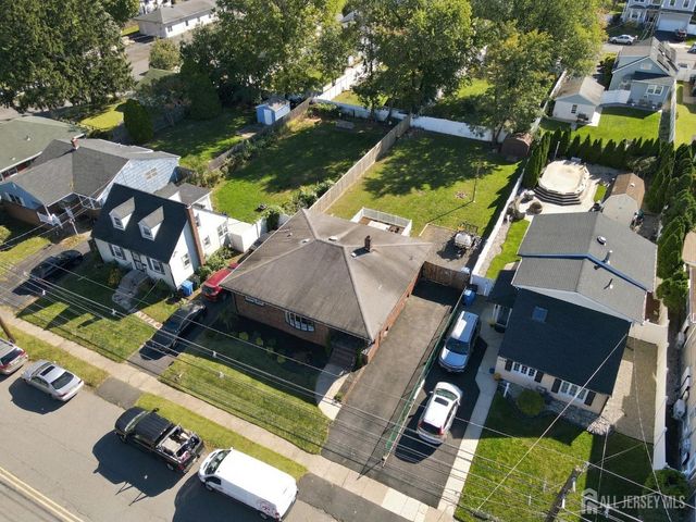 152 Remsen Avenue, Avenel, NJ 07001
