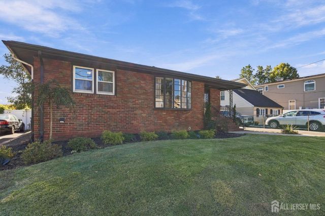 152 Remsen Avenue, Avenel, NJ 07001