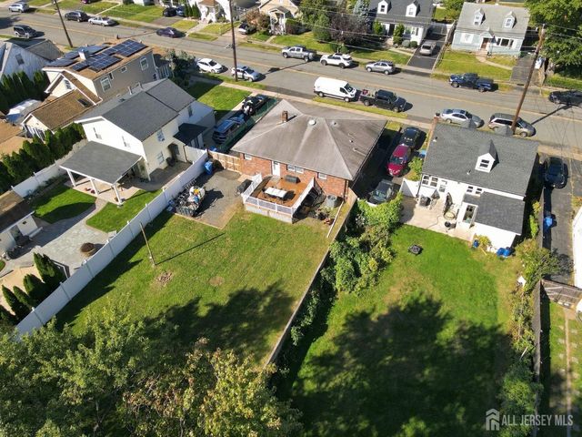 152 Remsen Avenue, Avenel, NJ 07001
