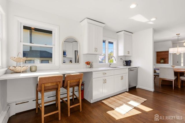 152 Remsen Avenue, Avenel, NJ 07001