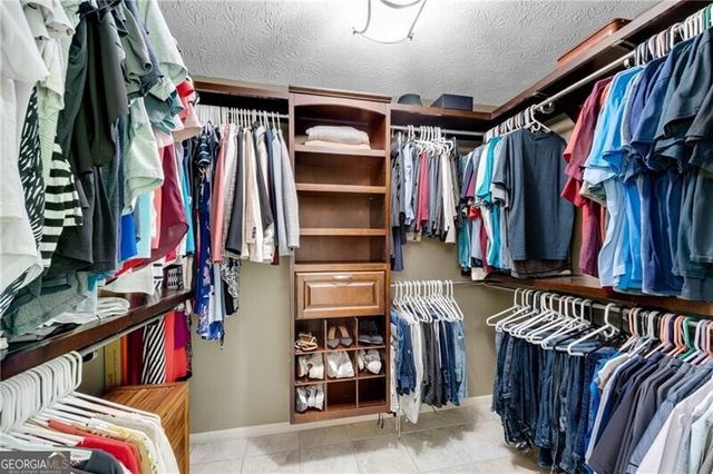 1210 Fontainebleau Court, Lawrenceville, GA 30043