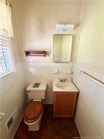 105 Fuller Avenue, Lumberton, NC 28358