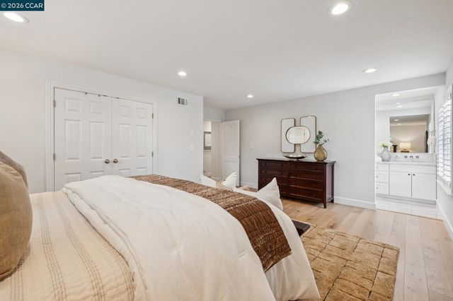 121 Castleford Cir, Danville, CA 94526