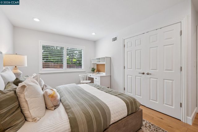 121 Castleford Cir, Danville, CA 94526