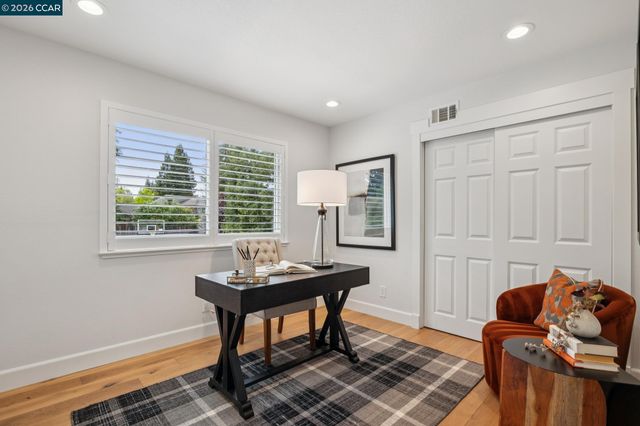 121 Castleford Cir, Danville, CA 94526
