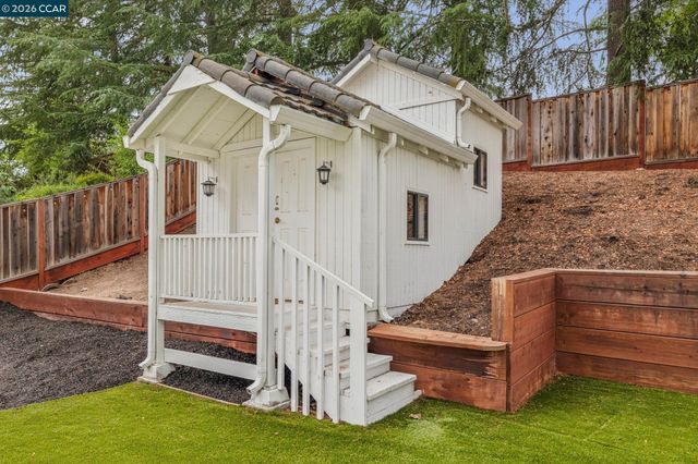121 Castleford Cir, Danville, CA 94526