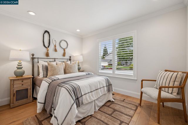 121 Castleford Cir, Danville, CA 94526