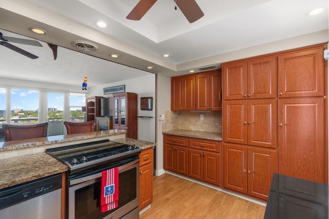 3200 NE 36th Street 703, Fort Lauderdale, FL 33308