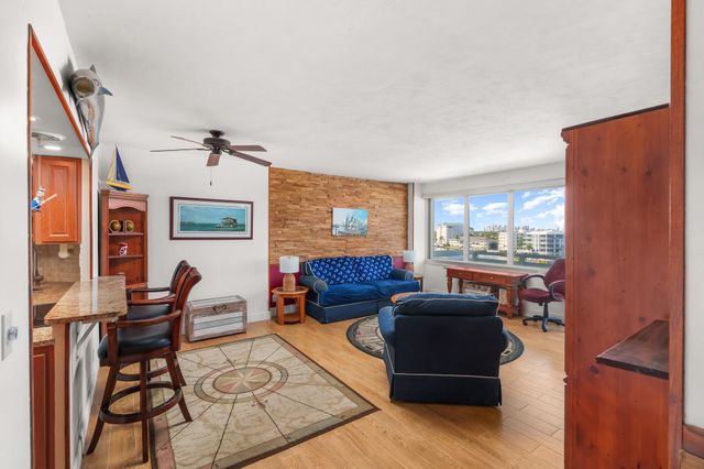 3200 NE 36th Street 703, Fort Lauderdale, FL 33308