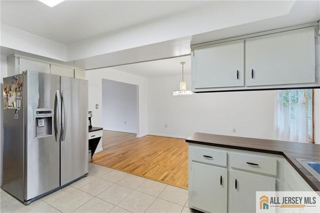 178 Jeff Street, Edison, NJ 08837