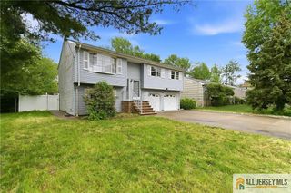 178 Jeff Street, Edison, NJ 08837