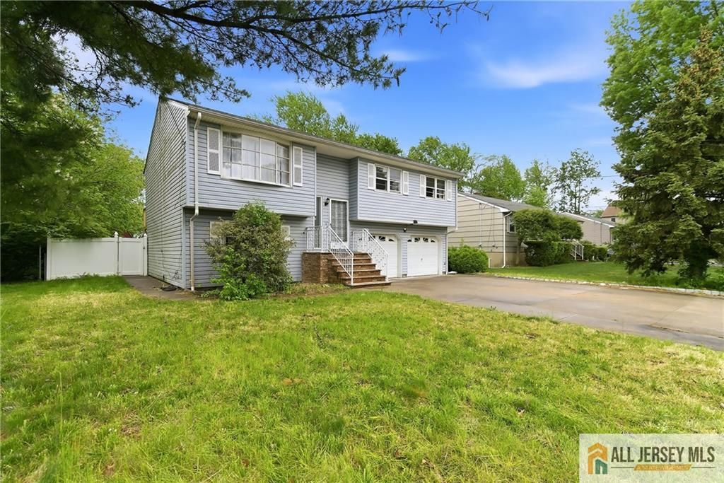 178 Jeff Street, Edison, NJ 08837