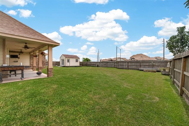14063 Belmont Circle, Mont Belvieu, TX 77523