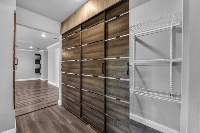 1208 Southwood Drive, Woodway, TX 76712