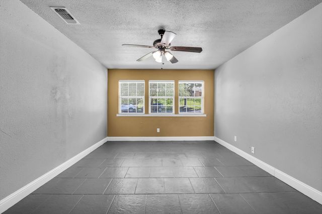 1208 Southwood Drive, Woodway, TX 76712