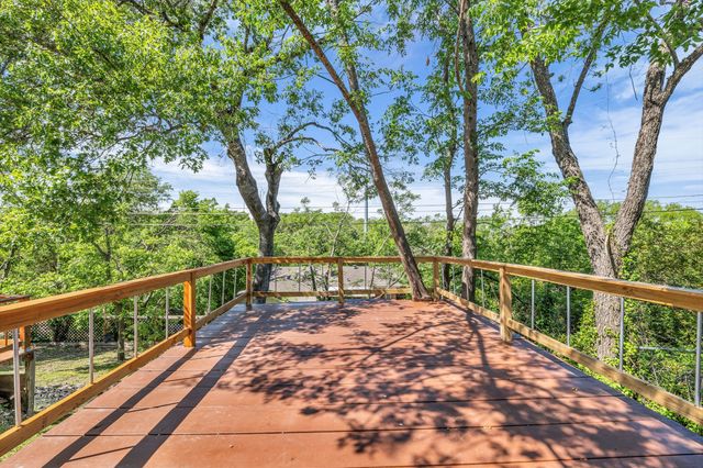 1208 Southwood Drive, Woodway, TX 76712