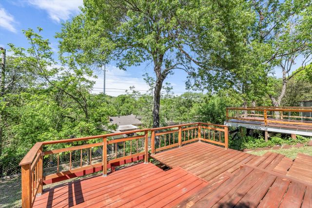 1208 Southwood Drive, Woodway, TX 76712