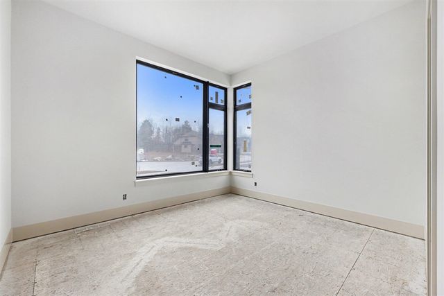 57078 Meadowridge Drive, Washington, MI 48094