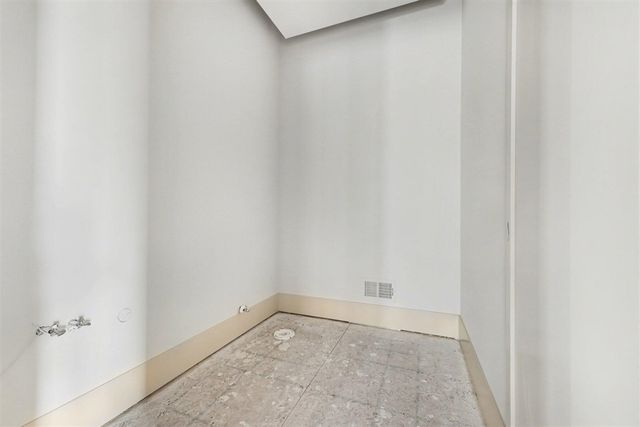 57078 Meadowridge Drive, Washington, MI 48094