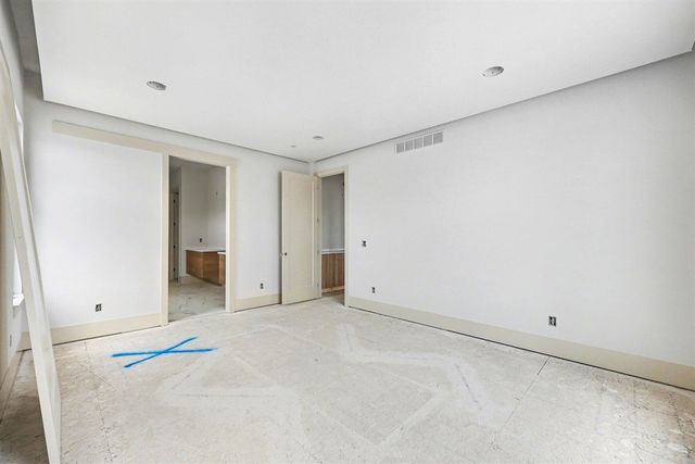 57078 Meadowridge Drive, Washington, MI 48094