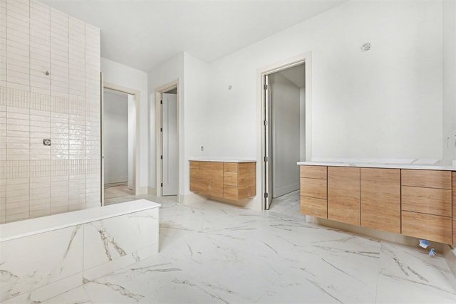 57078 Meadowridge Drive, Washington, MI 48094