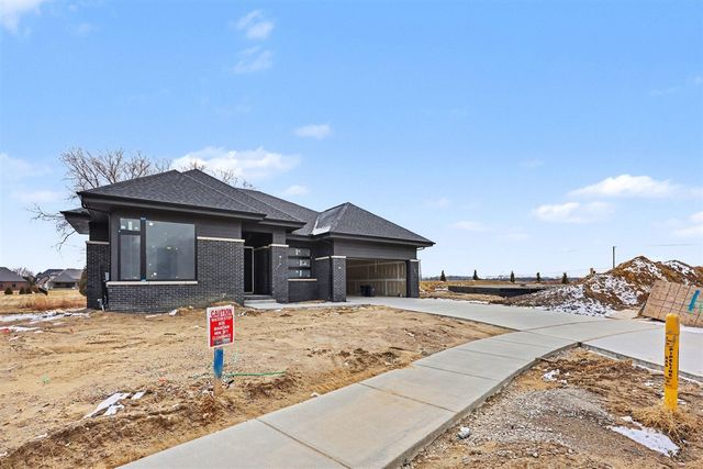 57078 Meadowridge Drive, Washington, MI 48094