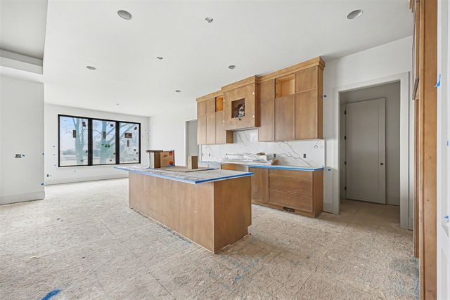 57078 Meadowridge Drive, Washington, MI 48094