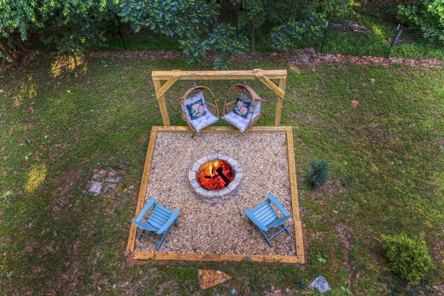 307 Bent Wood Lane, Blue Ridge, GA 30513