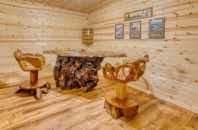 307 Bent Wood Lane, Blue Ridge, GA 30513