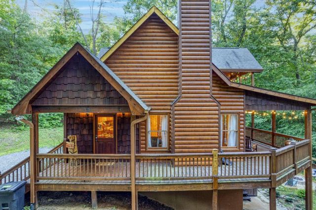 307 Bent Wood Lane, Blue Ridge, GA 30513