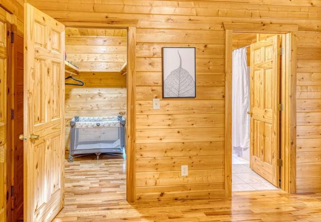 307 Bent Wood Lane, Blue Ridge, GA 30513